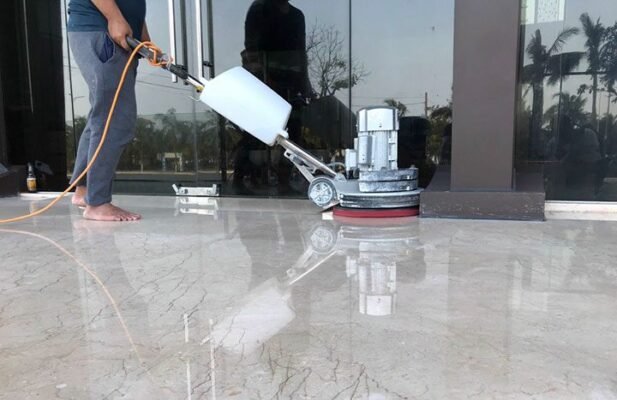 Đánh bóng sàn gạch