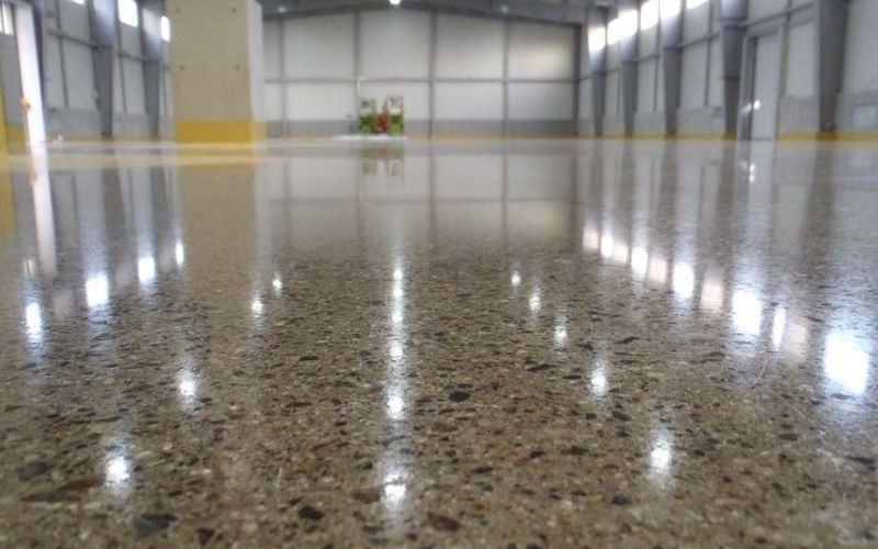 Phong Phú là công ty mài sàn bê tông chất lượng, uy tín Dịch vụ đánh bóng mài sàn bê tông chất lượng