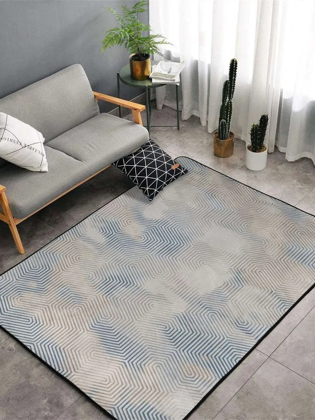 Loại thảm này có đặc điểm nổi bật là sợi mềm và đồ đàn hồi cao, gam màu tươi sáng Loại thảm này có đặc điểm nổi bật là sợi mềm và đồ đàn hồi cao, gam màu tươi sáng